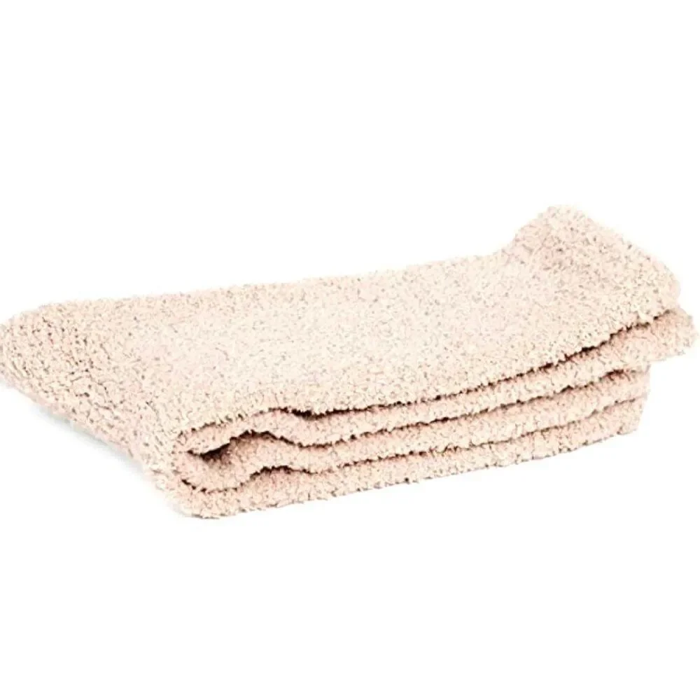 Ultra Luxe Cloud Socks Warm and Fuzzy cozy Super Soft Luxurious Fabric one size.